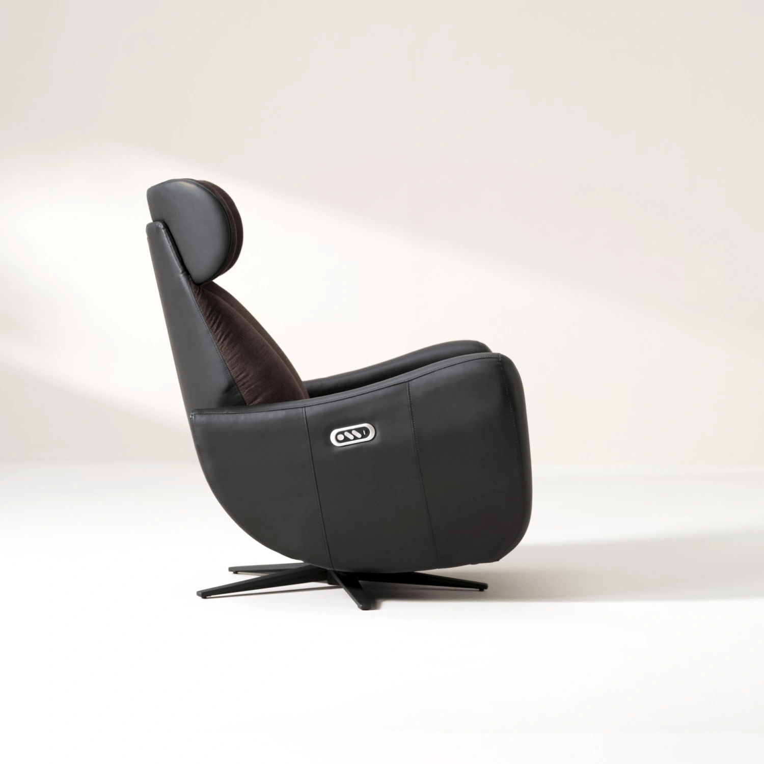 Single Power Zero Gravity Recliner Chair – Black-Brown