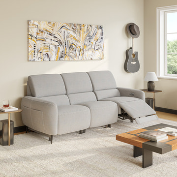 V,{Polyester?Three-Seat} 