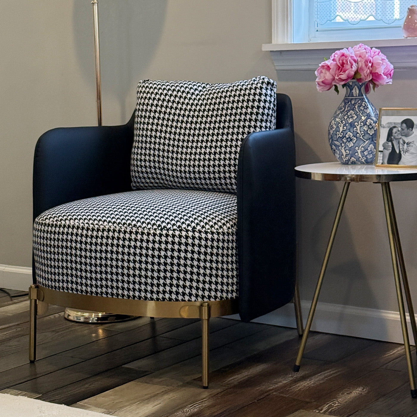 George Modern Houndstooth Pattern Living Room Chair with Arms