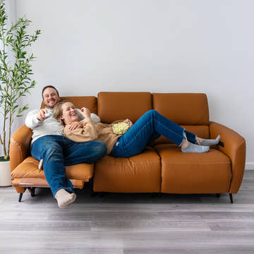 V,{Top-Grain Leather?3-Seat}