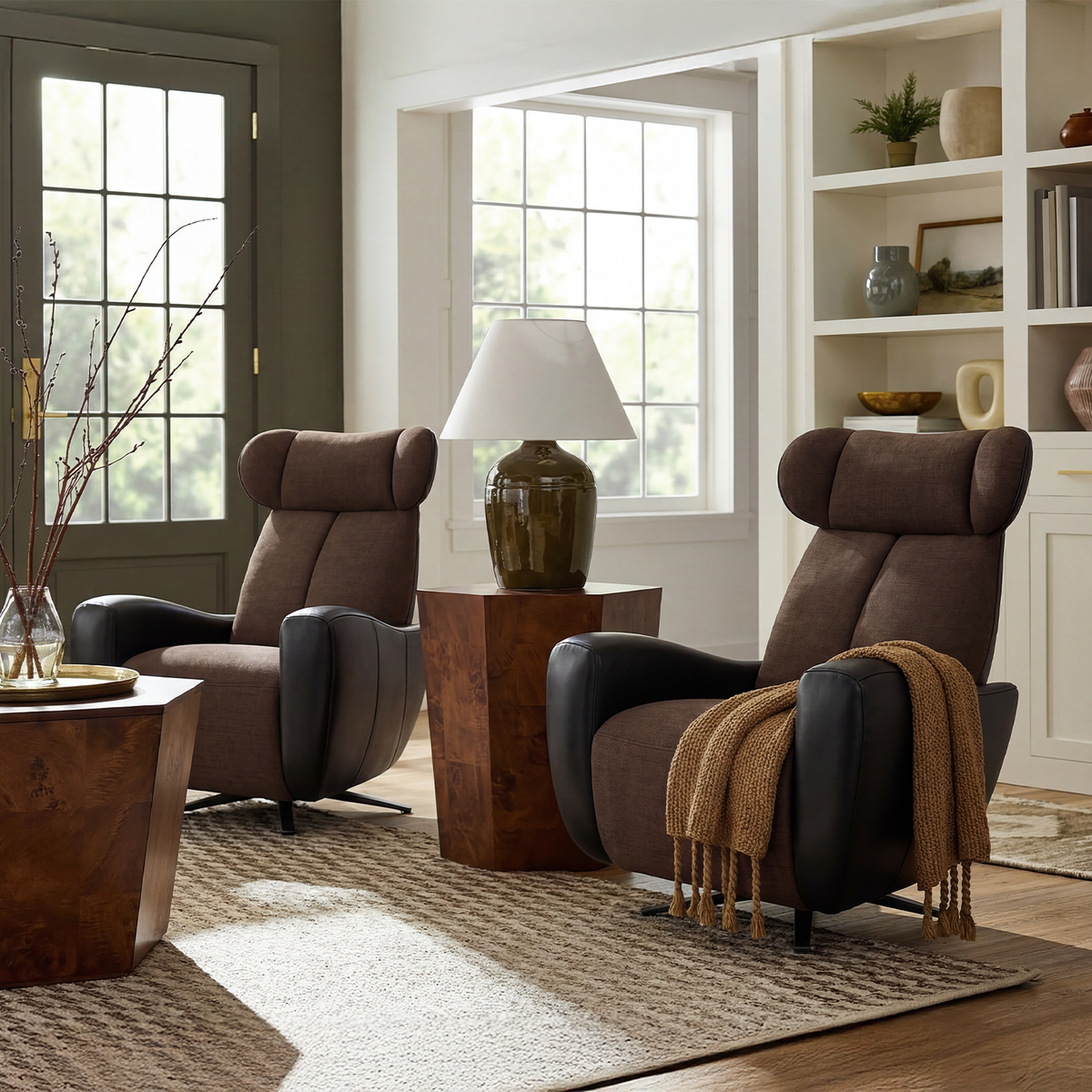 V, Black-Brown- Set of 2